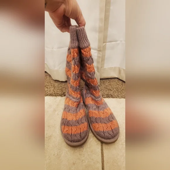 Ugg Sweater Boots pink and purple - Picture 5 of 5